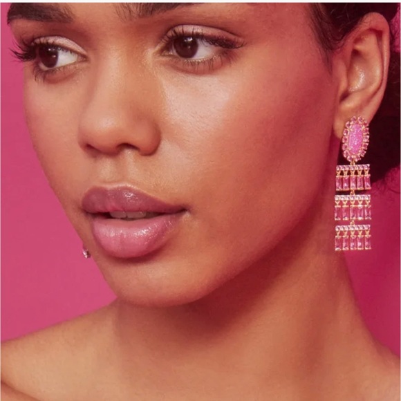 Barbieβ’ x Kendra Scott Gold Statement Earrings in Hot Pink Drusy - Picture 6 of 6